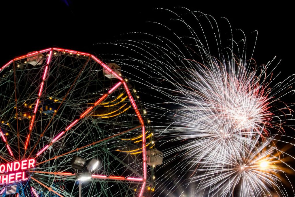 Best Place To Watch New Year's Eve Fireworks in NYC 4 Best Place To Watch New Year's Eve Fireworks in NYC