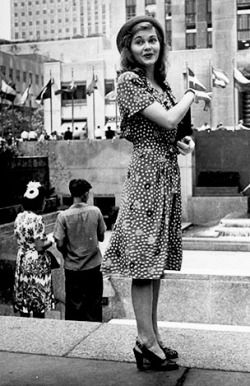 What Did New Yorkers Wear In 1940s? 19 What Did New Yorkers Wear In 1940s? 14