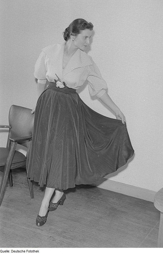 1950s Postwar Fashion In New York City (Gallery) 20