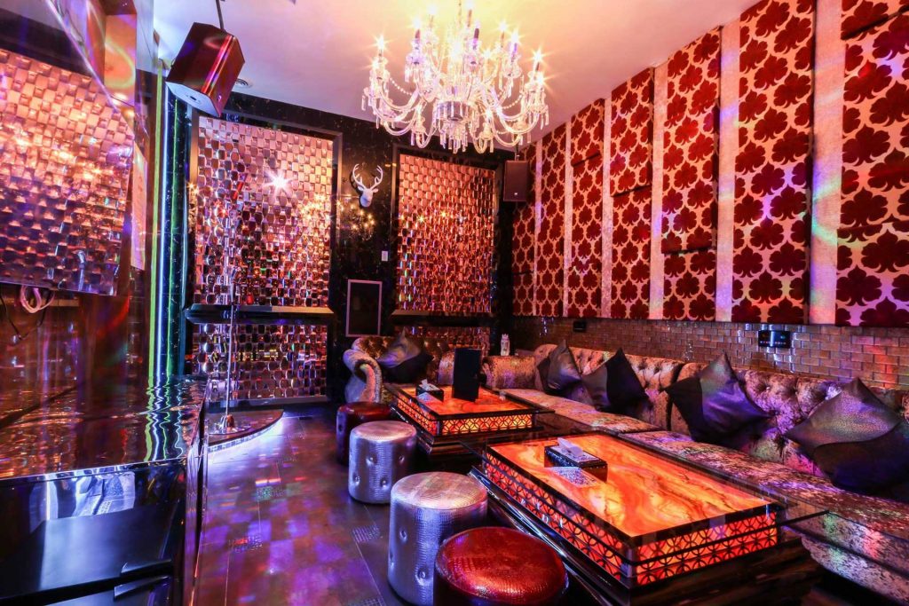 Karaoke in NYC? Top 7 Karaoke Bars To Embarrass Yourself in 2019 12