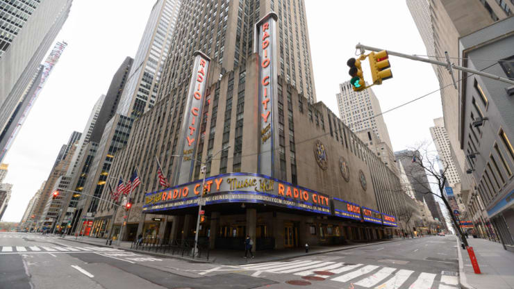 Photos of New York City quieted by coronavirus 9